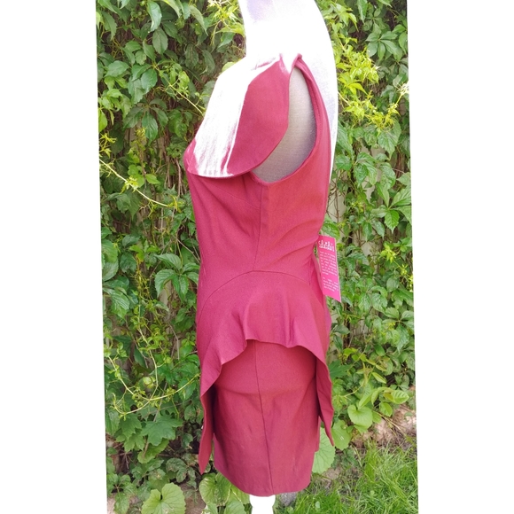 Lulus burgundy peplum mini dress NWT - Picture 3 of 6